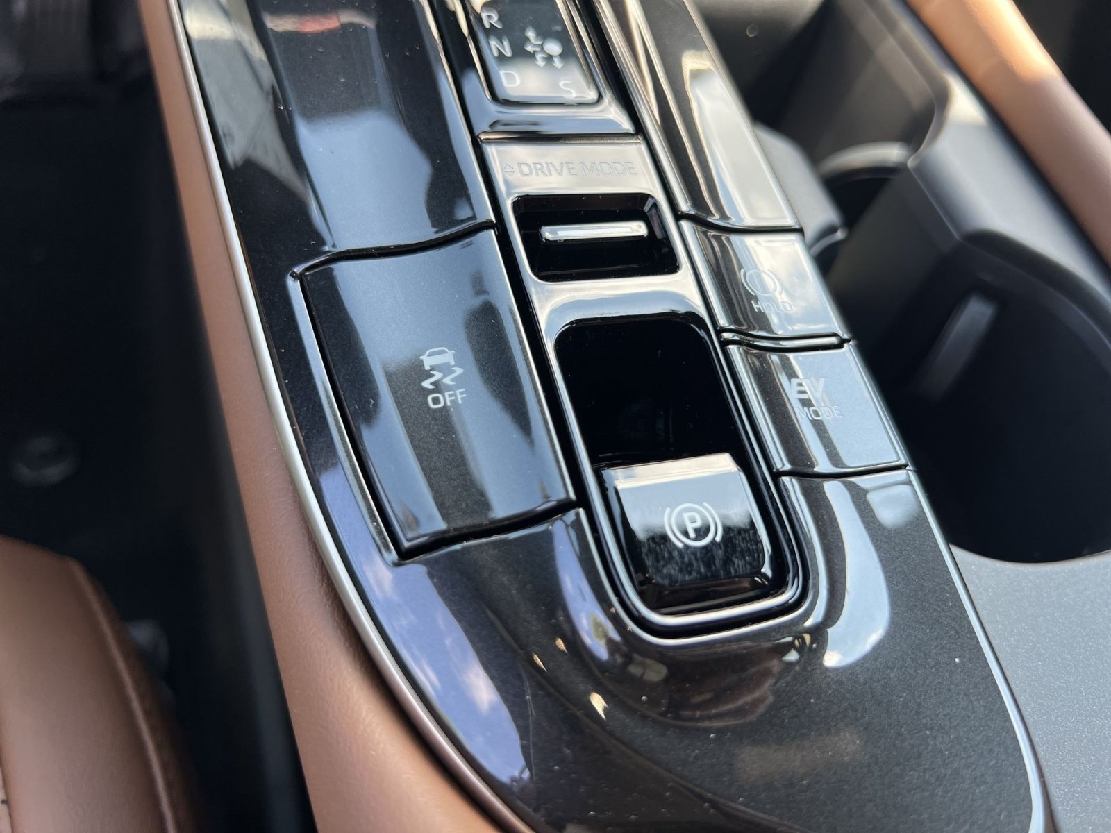 New 2026 Toyota Crown Signia AWD/4WD image 25