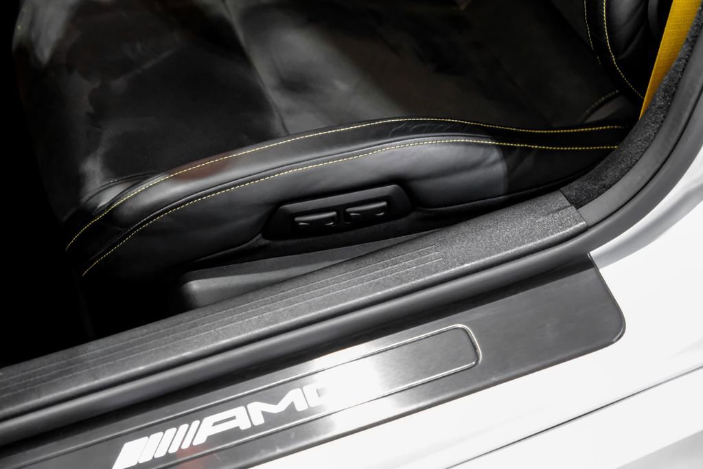 Used 2018 Mercedes-Benz AMG GT R image 26