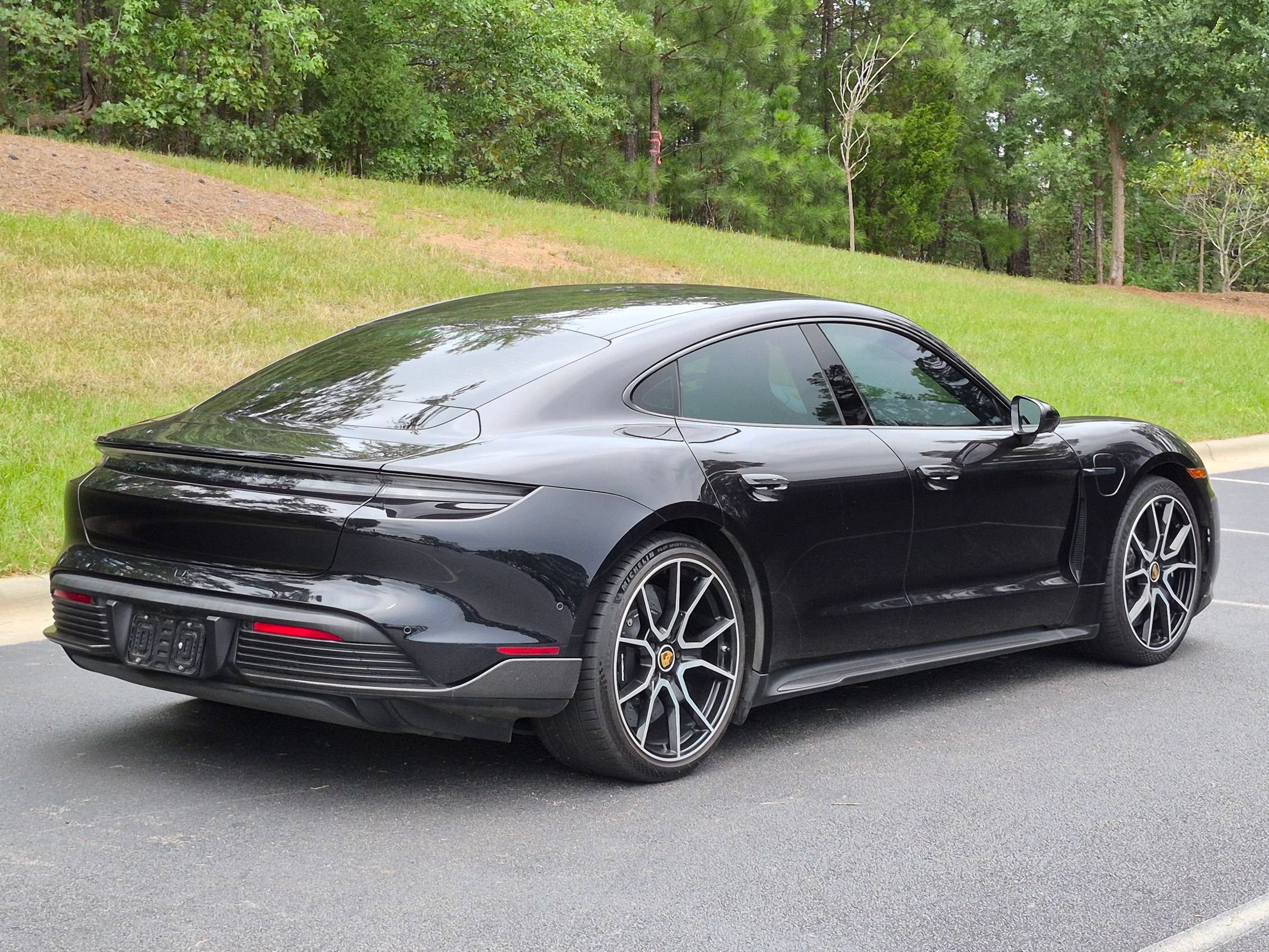 Certified 2022 Porsche Taycan Turbo S AWD/4WD image 27
