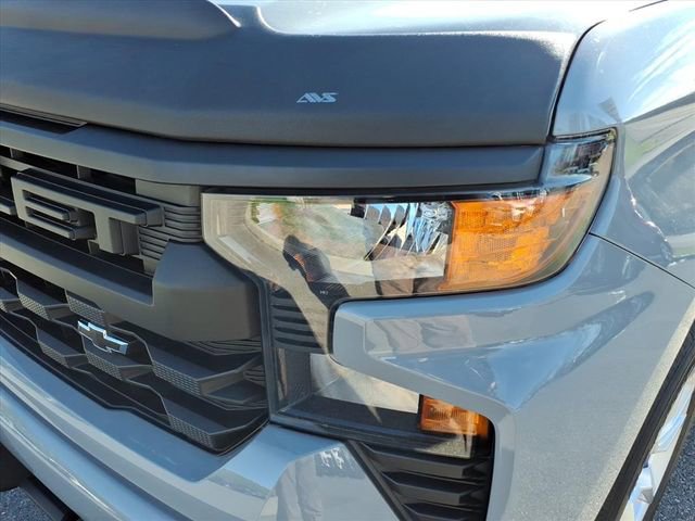 Used 2024 Chevrolet Silverado 1500 Custom w/ LPO, Dark Essentials Package image 10