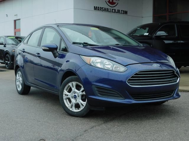 Used 2016 Ford Fiesta SE image 2