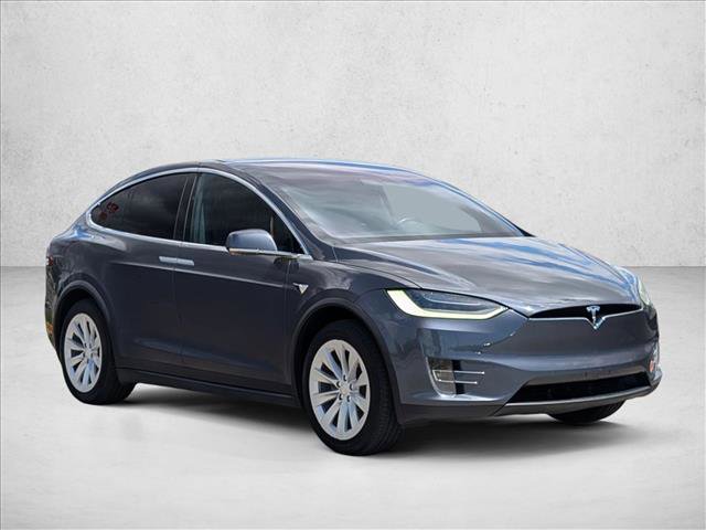 Used 2020 Tesla Model X Long Range AWD/4WD image 3