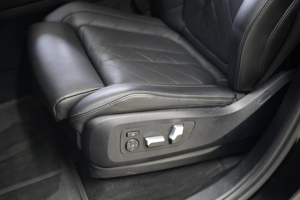 Used 2023 BMW X5 xDrive40i w/ Premium Package image 26