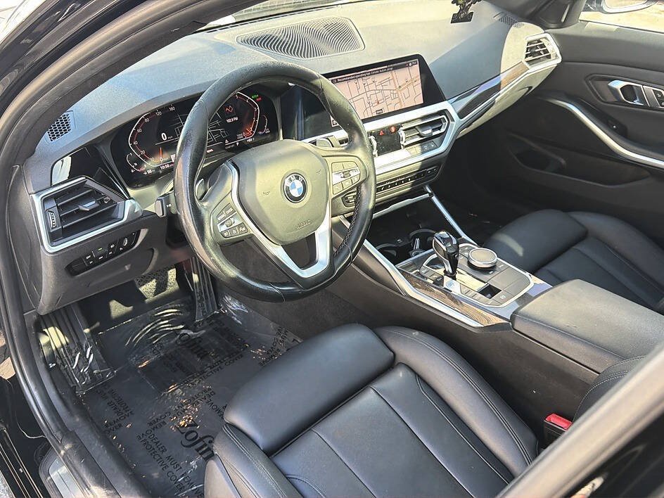 Used 2019 BMW 330i Sedan w/ Convenience Package RWD image 4