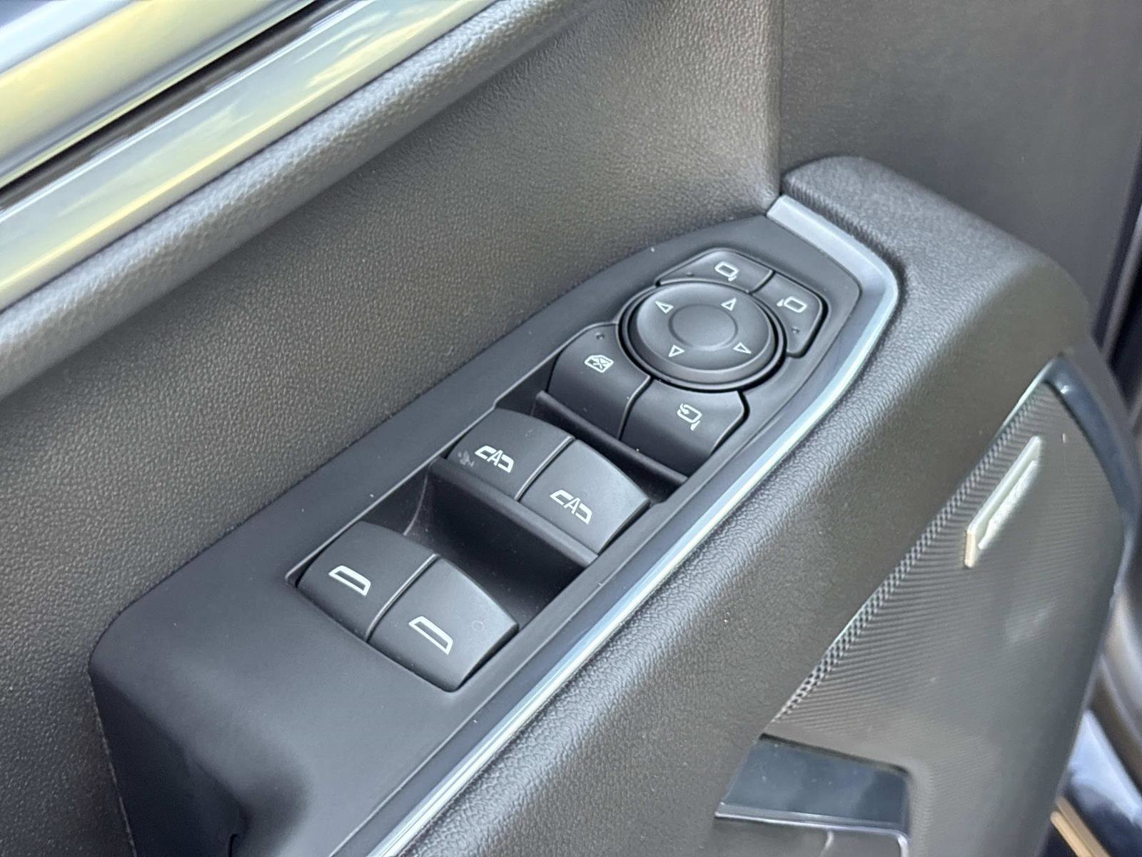 Certified 2022 GMC Sierra 1500 SLT w/ SLT Convenience Package image 14