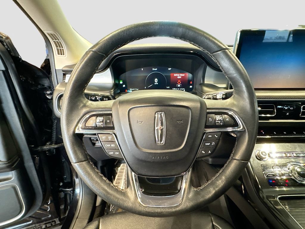 Used 2023 Lincoln Nautilus AWD w/ Premium Package image 10