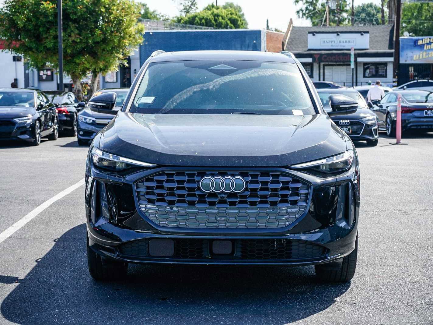 Used 2025 Audi Q5 Premium Plus w/ Premium Plus image 6