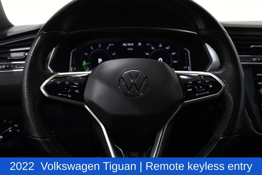 Used 2022 Volkswagen Tiguan SEL R-Line image 10