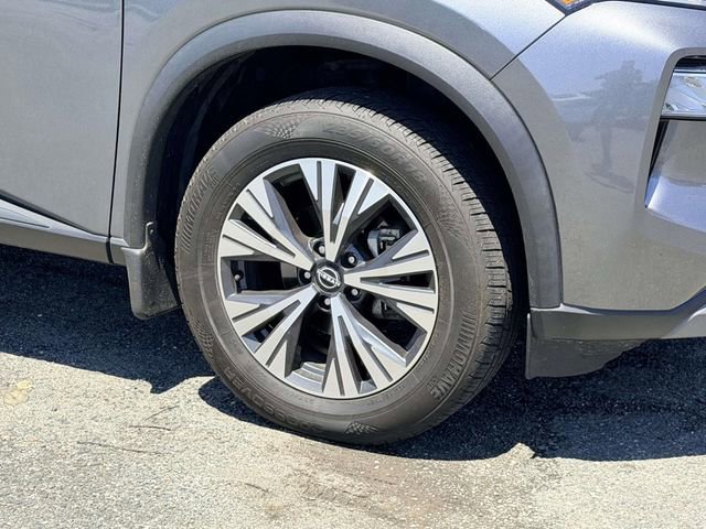 Used 2022 Nissan Rogue SV FWD image 7