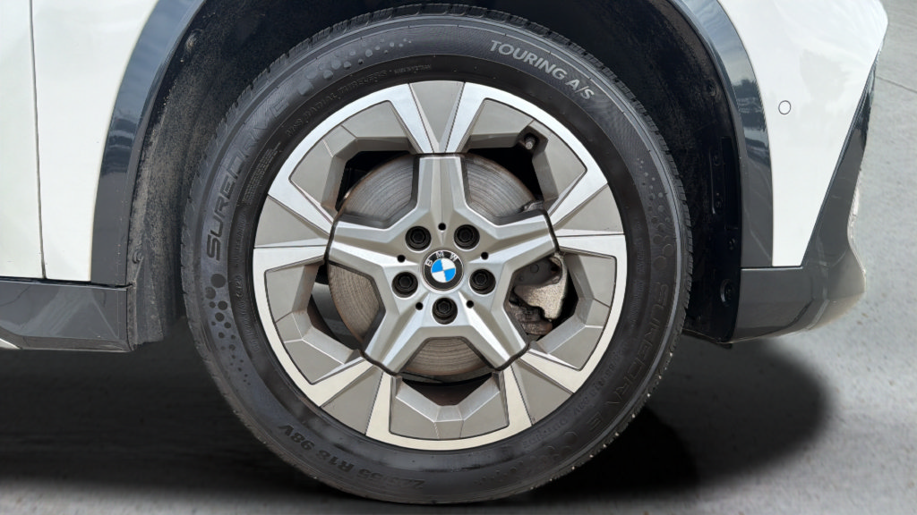 Used 2025 BMW X1 xDrive28i AWD/4WD image 27