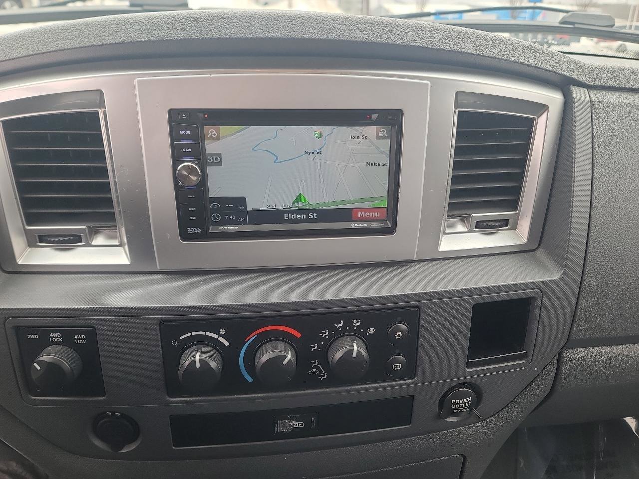 Used 2007 Dodge Ram 1500 Truck SLT image 29