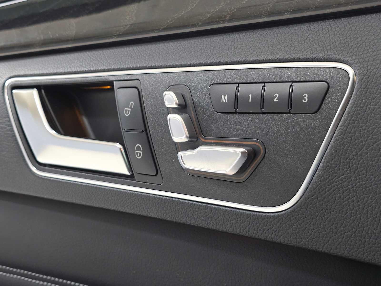 Used 2016 Mercedes-Benz E 350 Sedan image 22