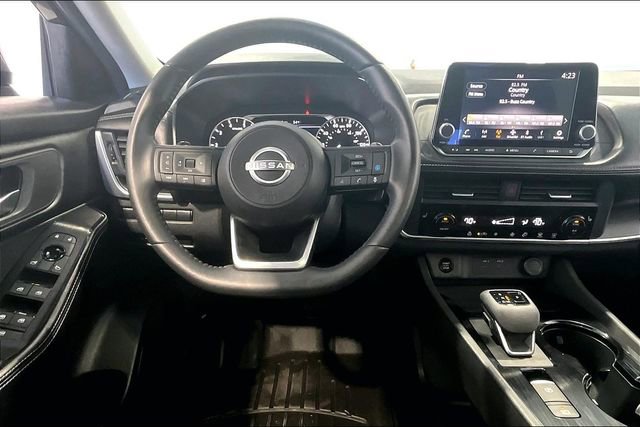Used 2024 Nissan Rogue SV w/ SV Premium Package AWD/4WD image 8