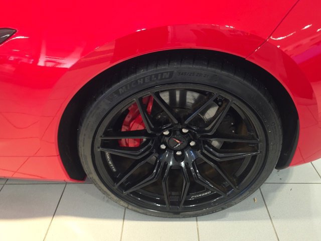 Used 2025 Chevrolet Corvette Z06 RWD image 10