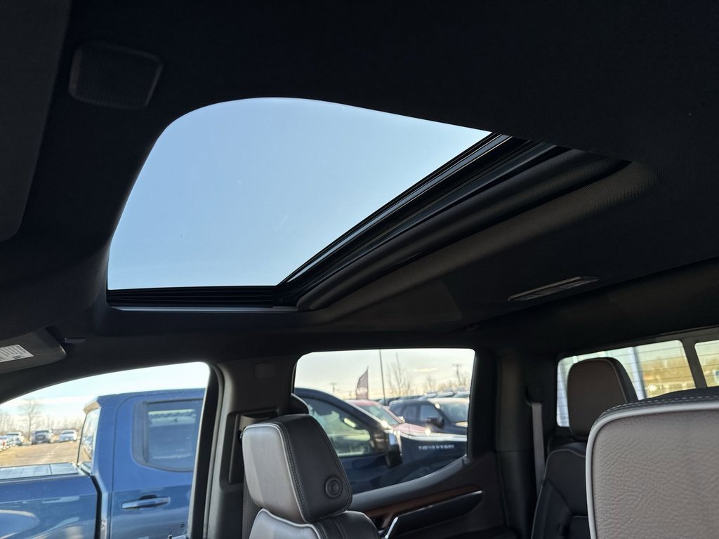 Certified 2023 GMC Sierra 1500 Denali w/ Denali Reserve Package image 16