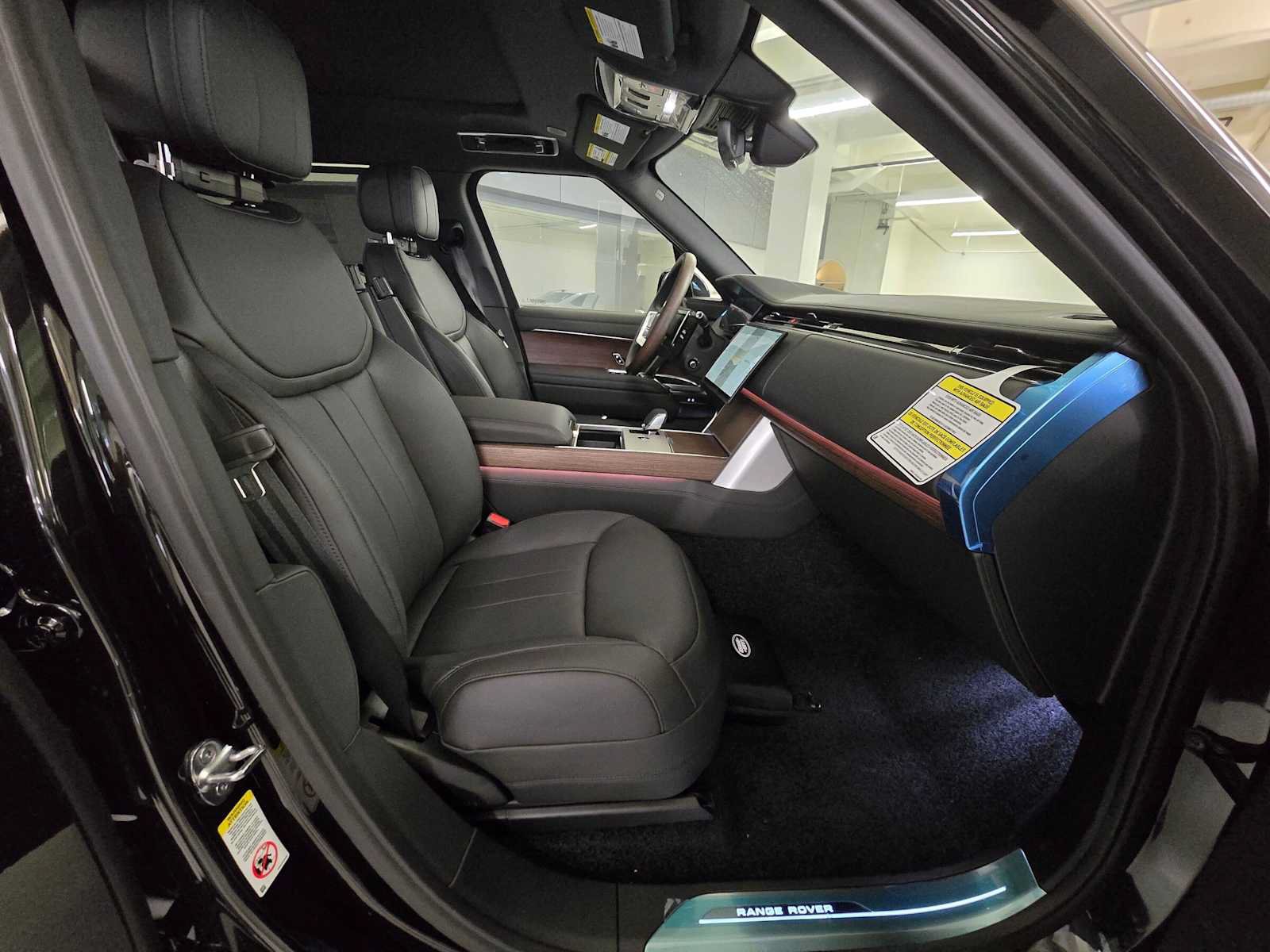 New 2026 Land Rover Range Rover SE AWD/4WD image 11