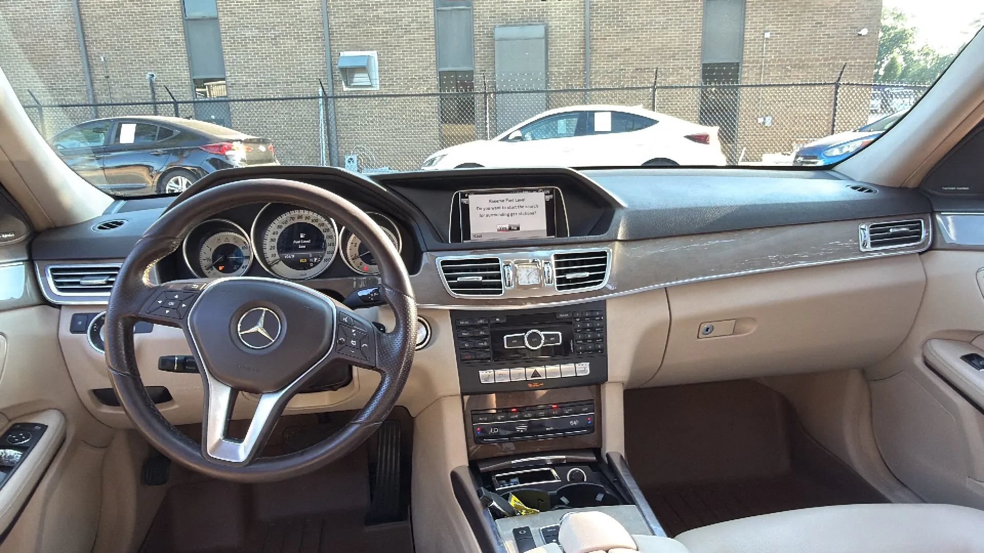Used 2014 Mercedes-Benz E 350 4MATIC Sedan image 21