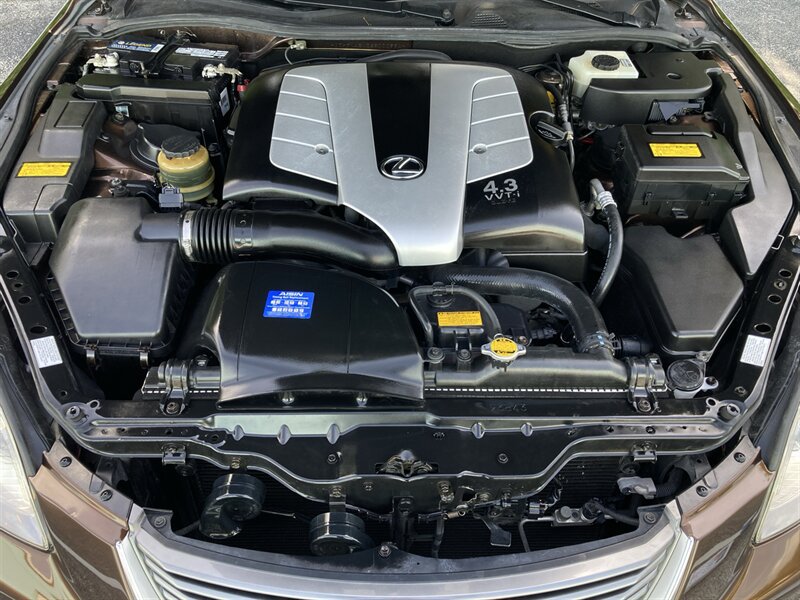 Used 2006 Lexus SC 430 Convertible RWD image 37
