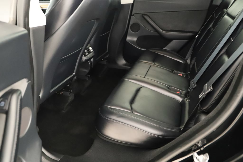Used 2023 Tesla Model Y Performance AWD/4WD image 31