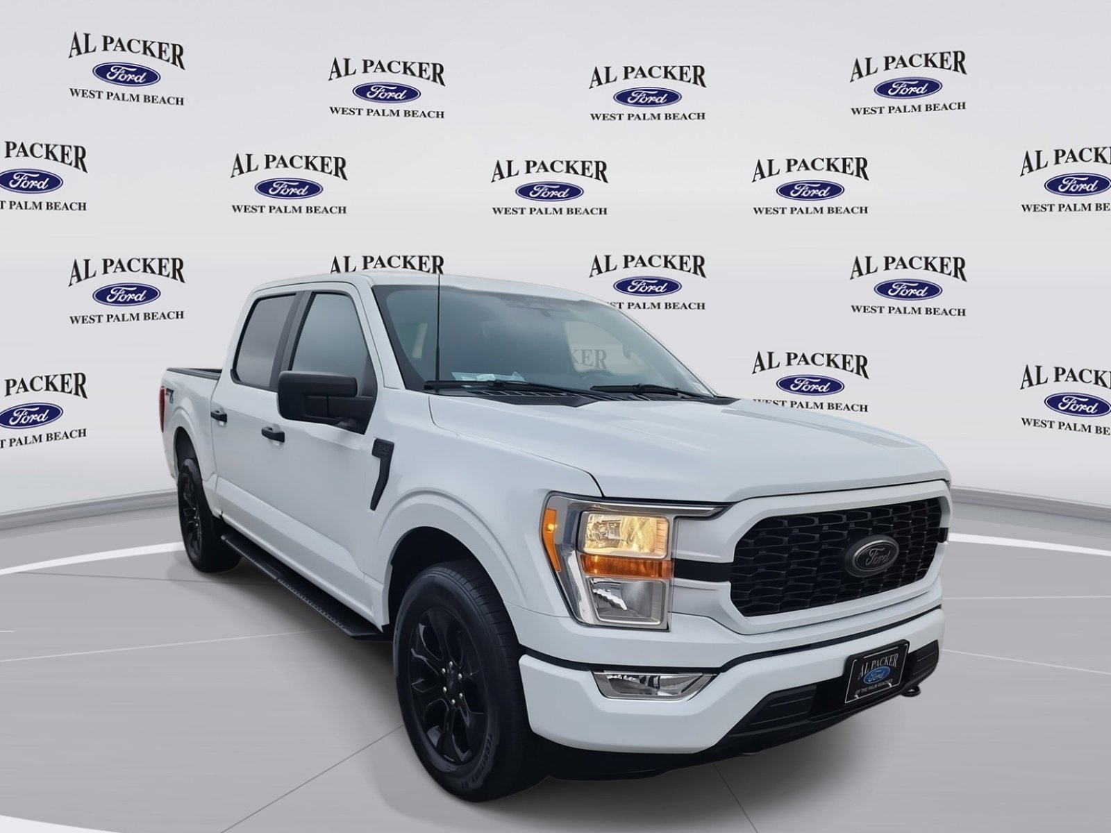 Used 2022 Ford F150 XL w/ STX Black Appearance Package AWD/4WD image 9