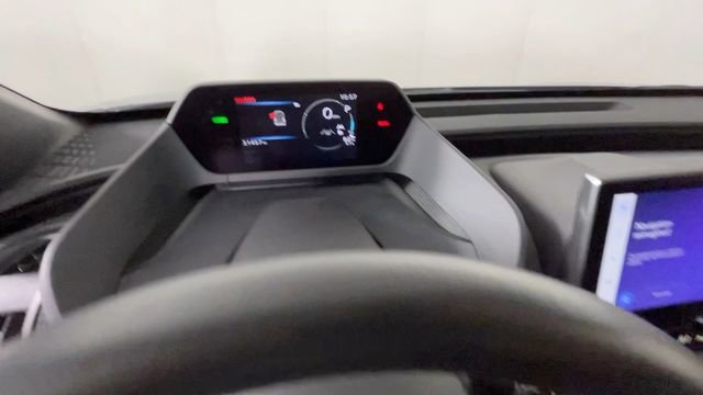 Used 2023 Subaru Solterra AWD image 29