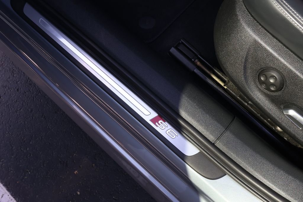 Used 2016 Audi S6 Prestige AWD/4WD image 14