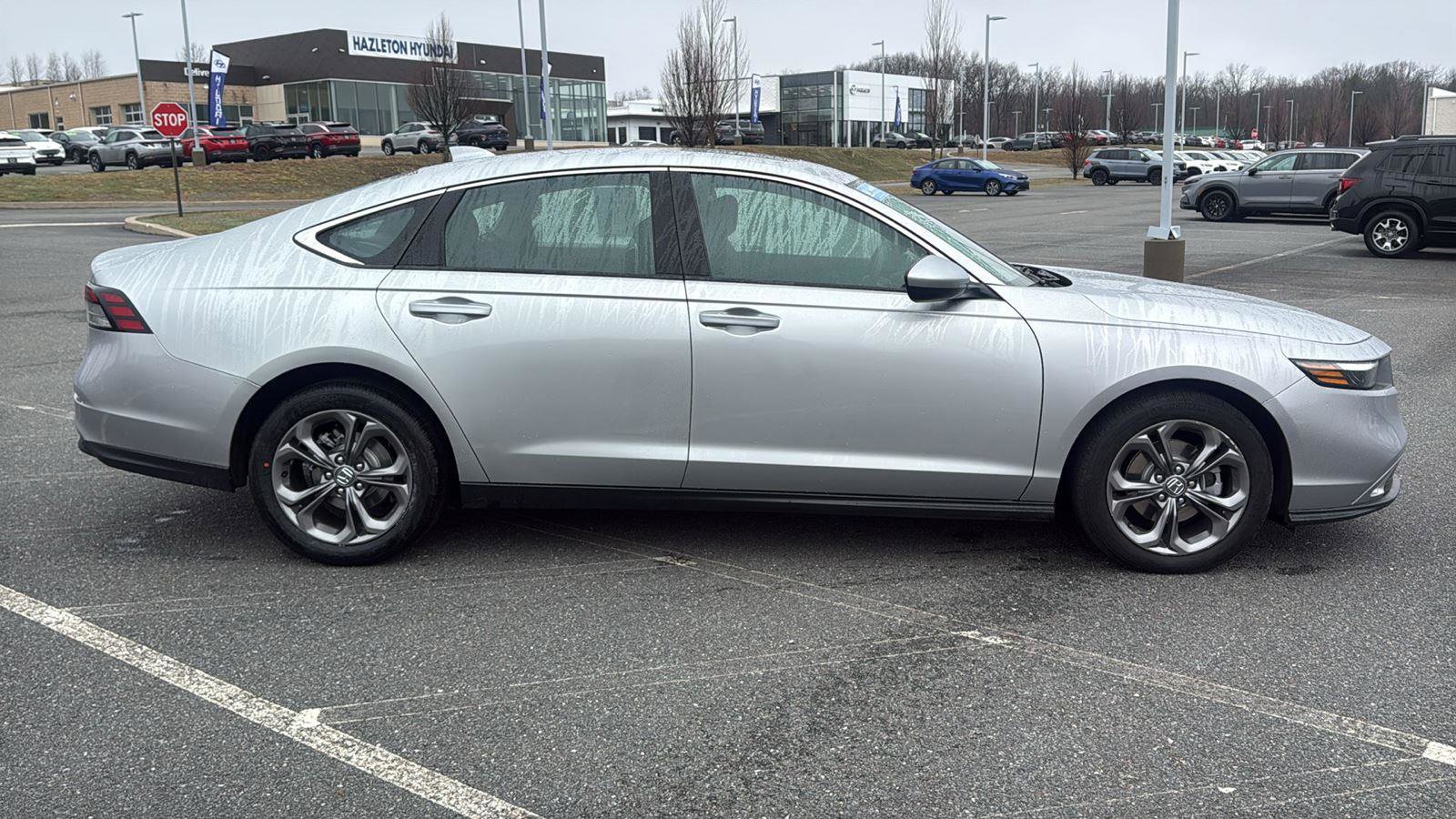 Used 2024 Honda Accord EX image 4