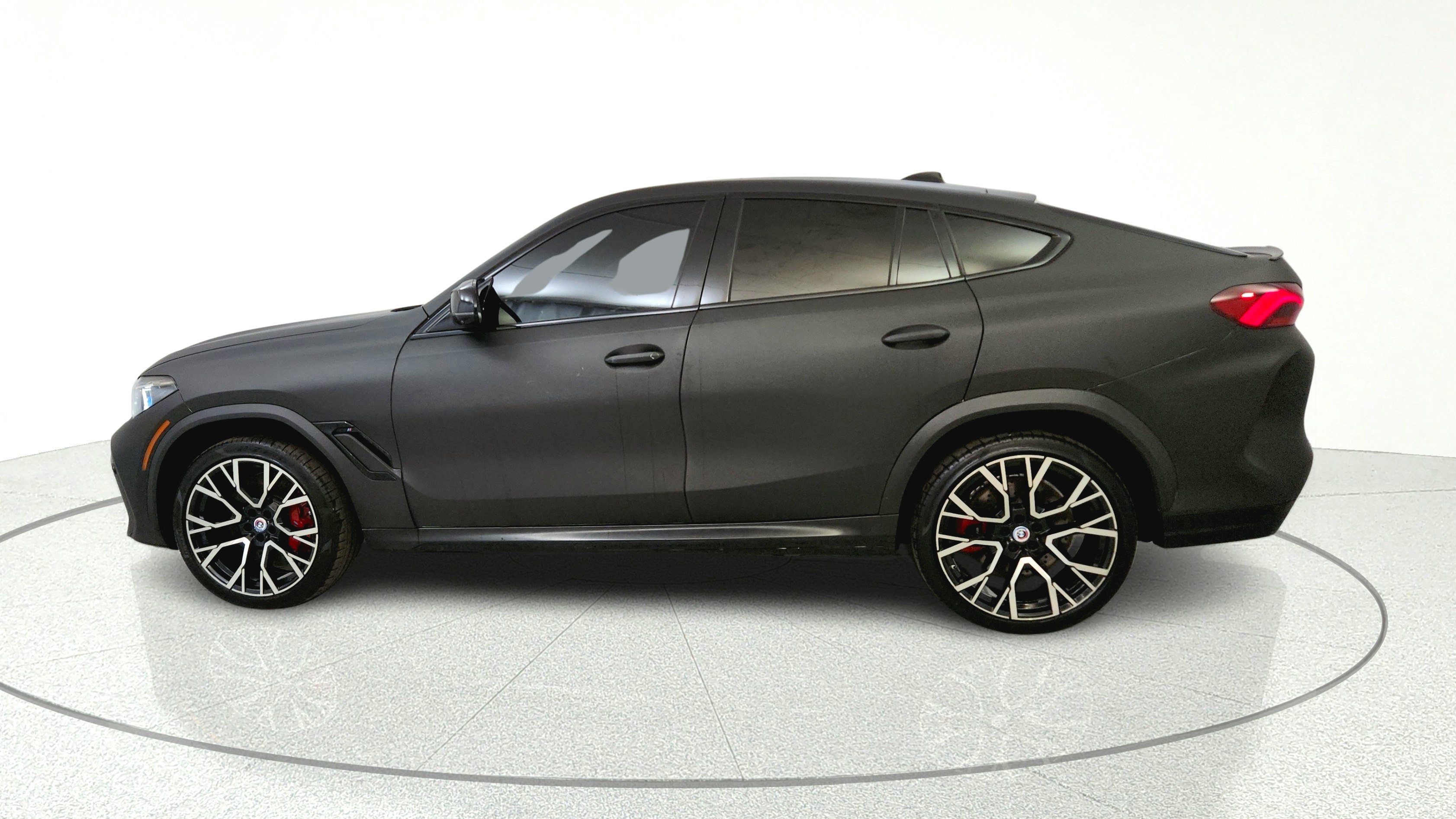 Used 2023 BMW X6 M w/ Competition Package AWD/4WD image 4