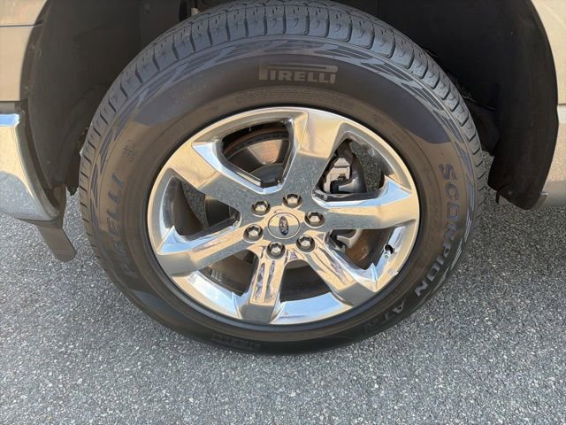 Used 2023 Ford F150 Lariat w/ Equipment Group 502A High image 9