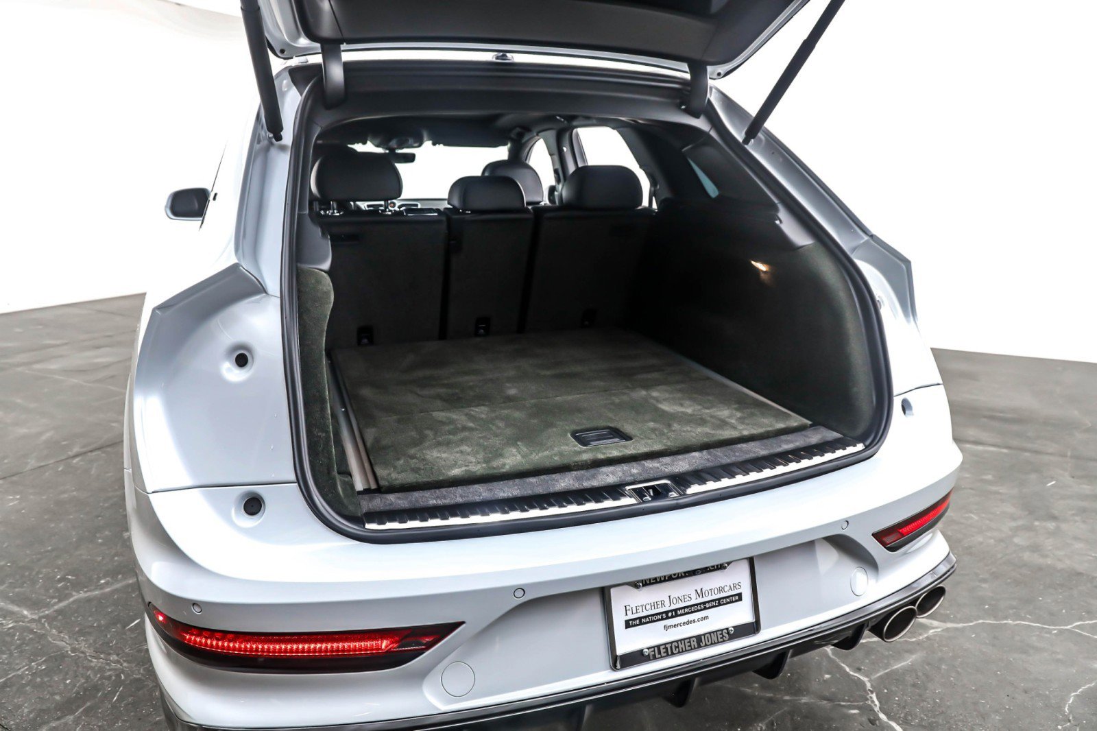 Used 2023 Bentley Bentayga Speed image 23