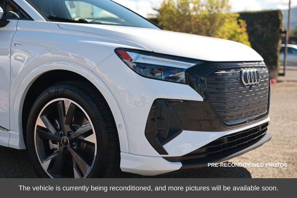 Used 2024 Audi Q4 e-tron Premium Plus w/ Premium Plus image 7