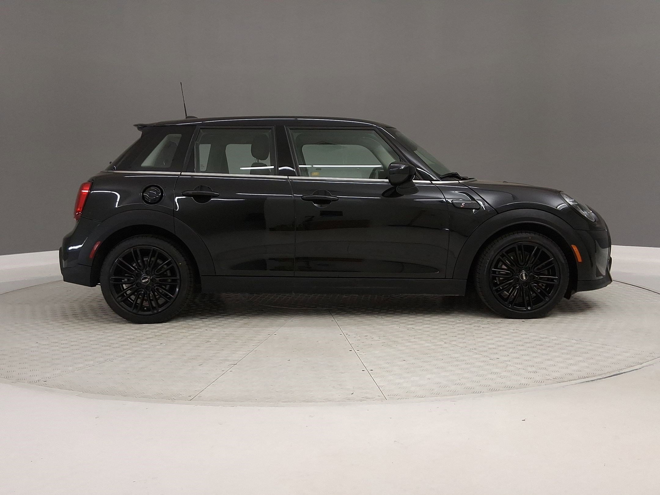 Certified 2023 MINI Cooper S image 6