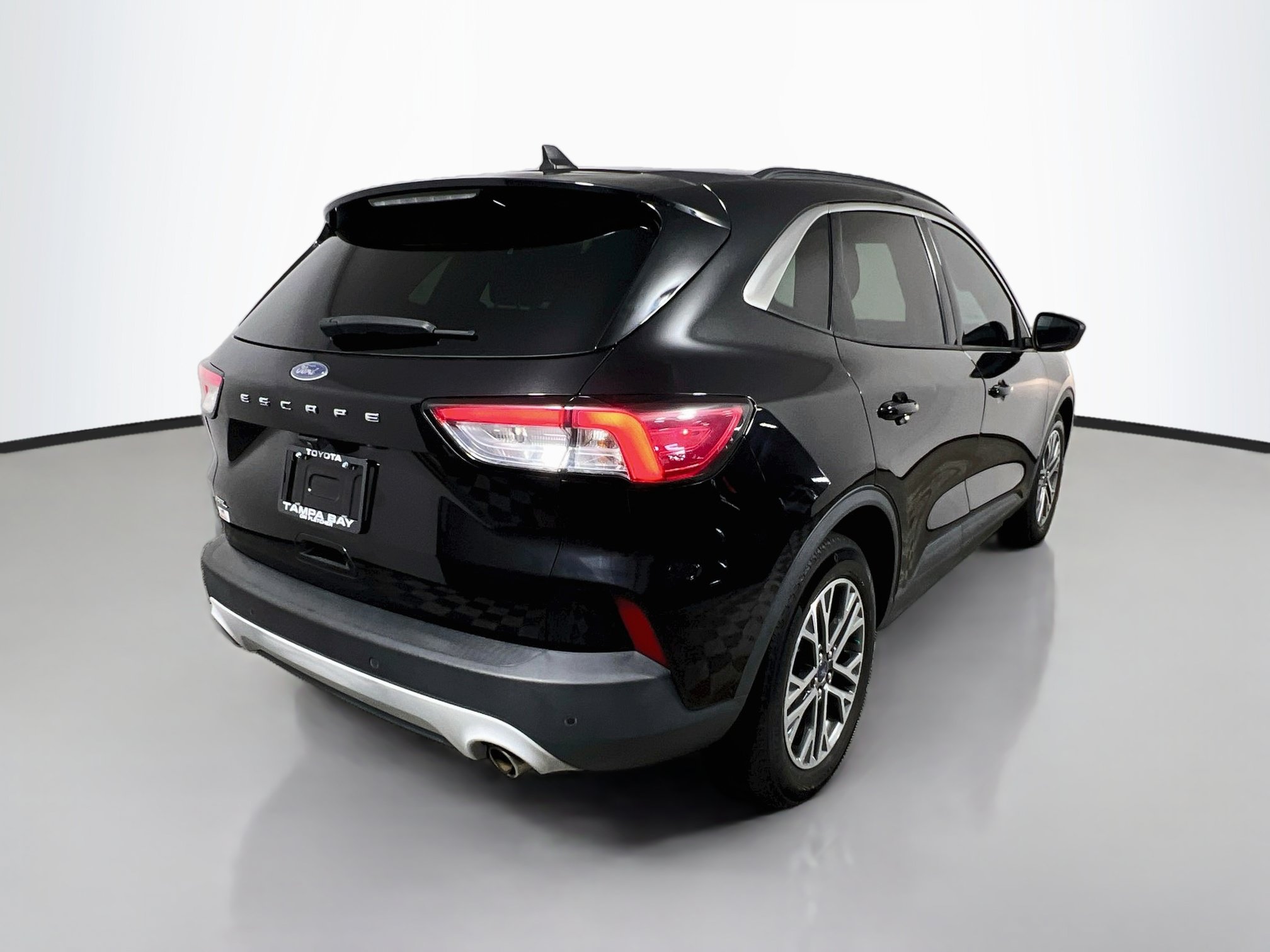 Used 2021 Ford Escape SEL FWD image 4