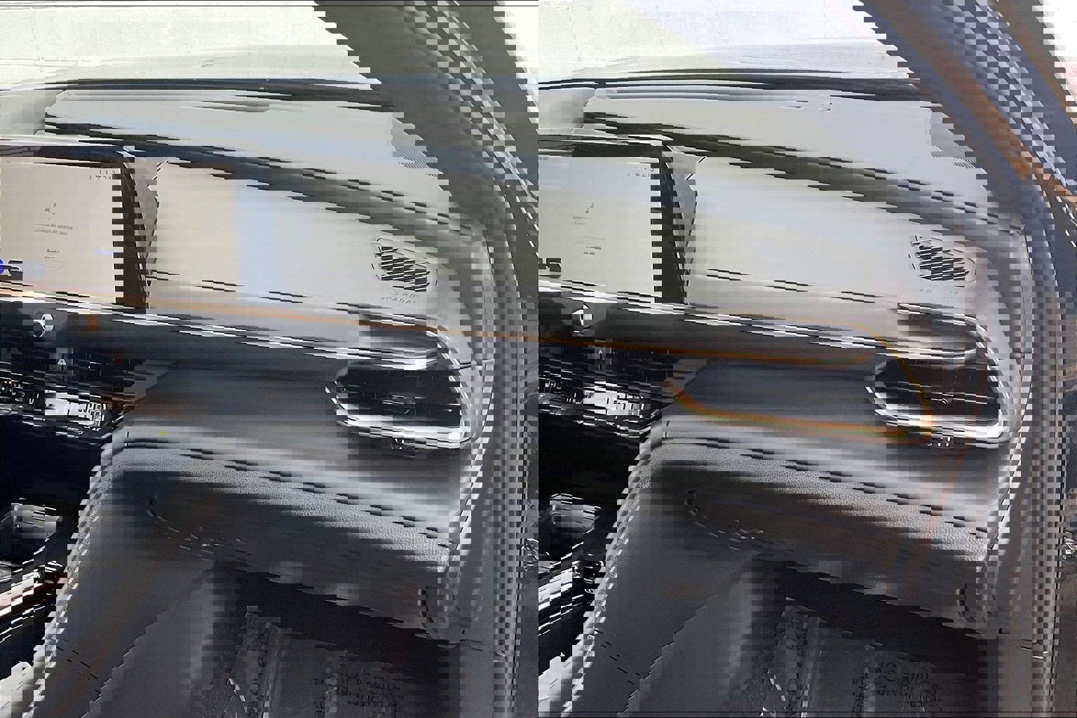 Used 2025 Toyota Crown XLE image 21