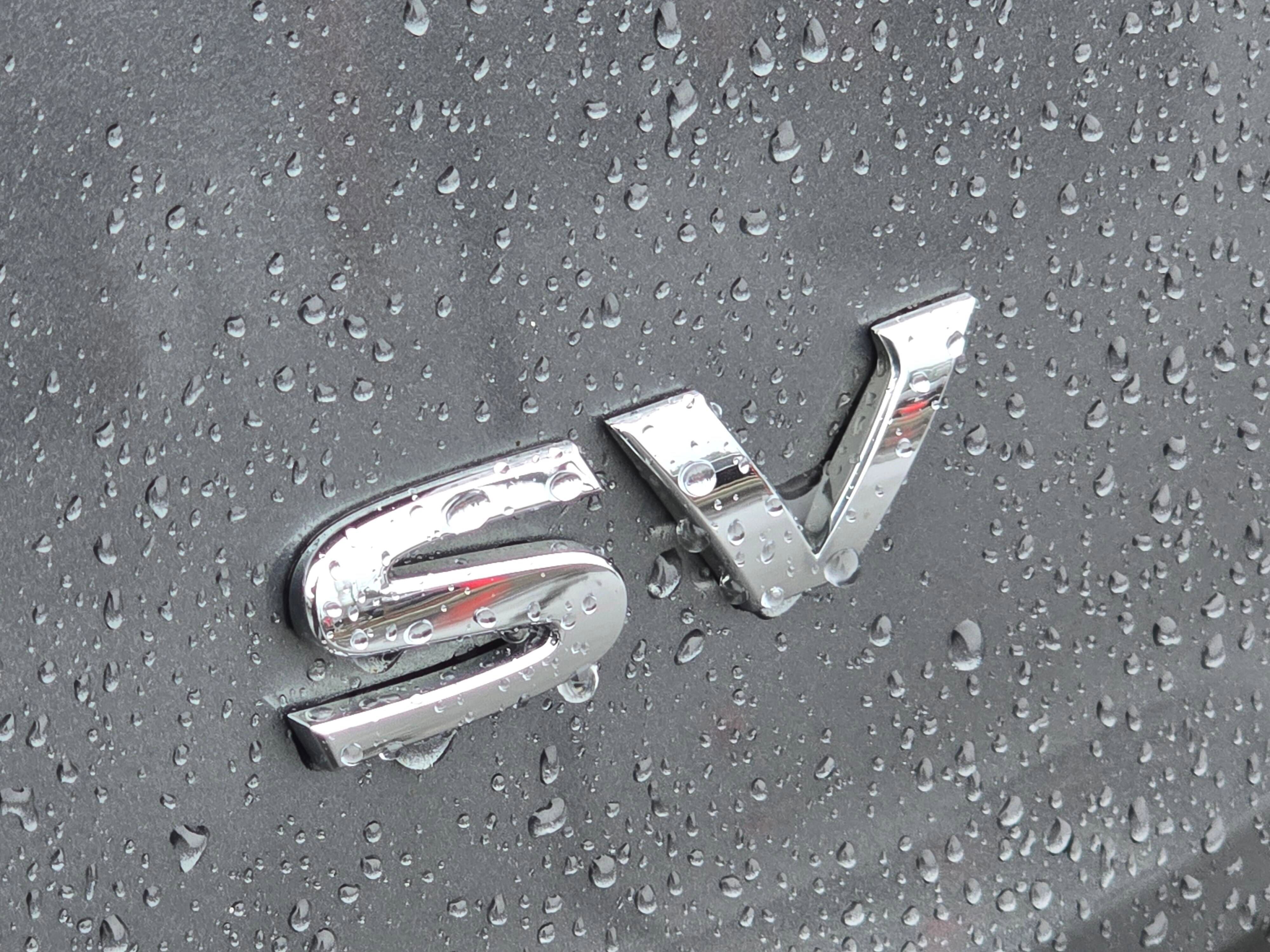 Used 2021 Nissan Rogue SV w/ Premium Package image 10