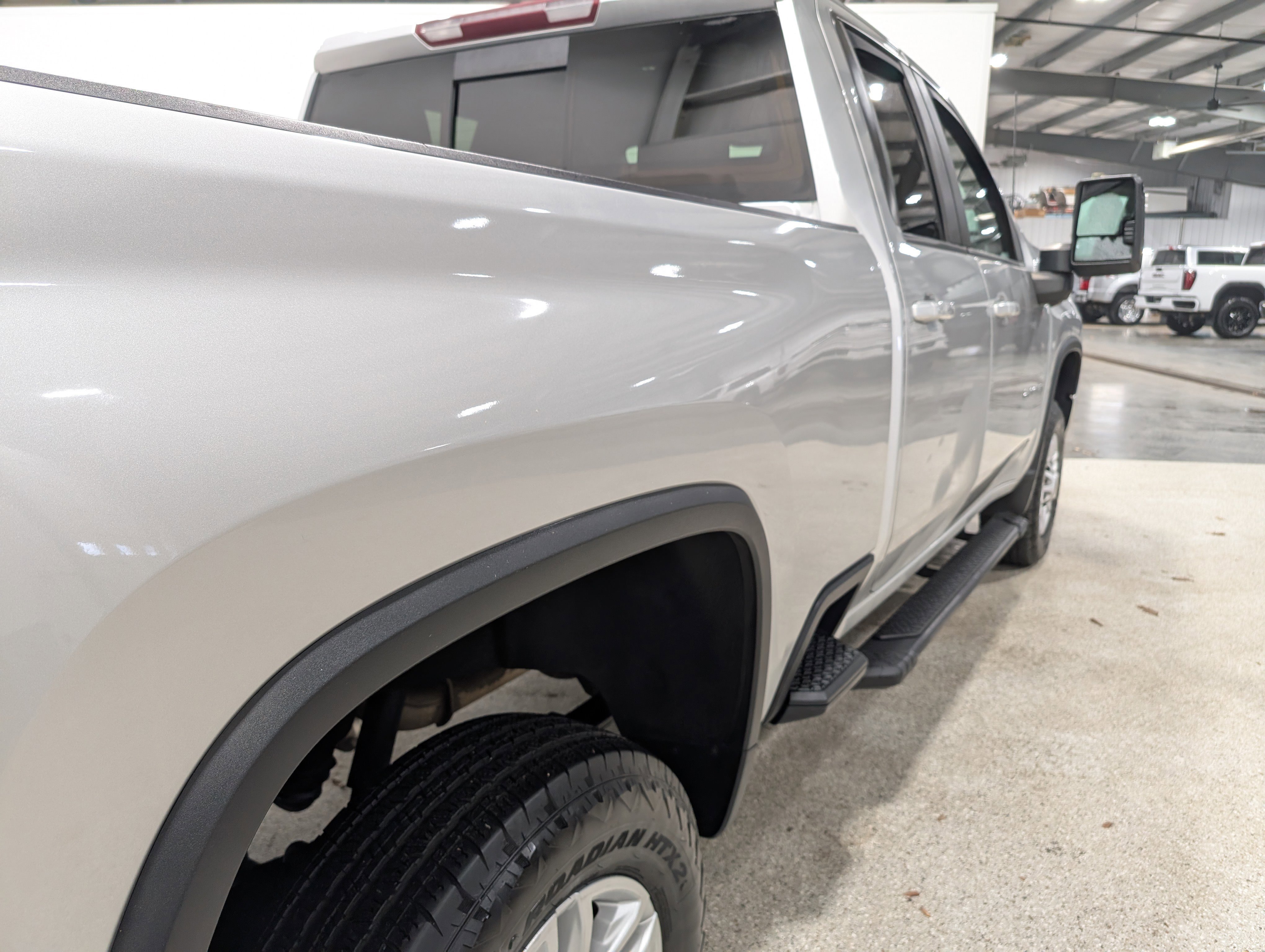 Used 2020 Chevrolet Silverado 2500 LT w/ Convenience Package image 3