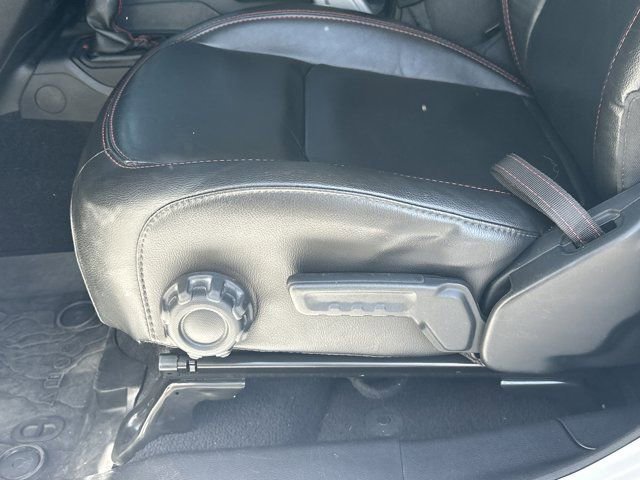 Used 2021 Jeep Gladiator Rubicon AWD/4WD image 11