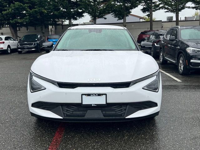 Certified 2025 Kia EV6 Light w/ Light LR Technology Package image 6
