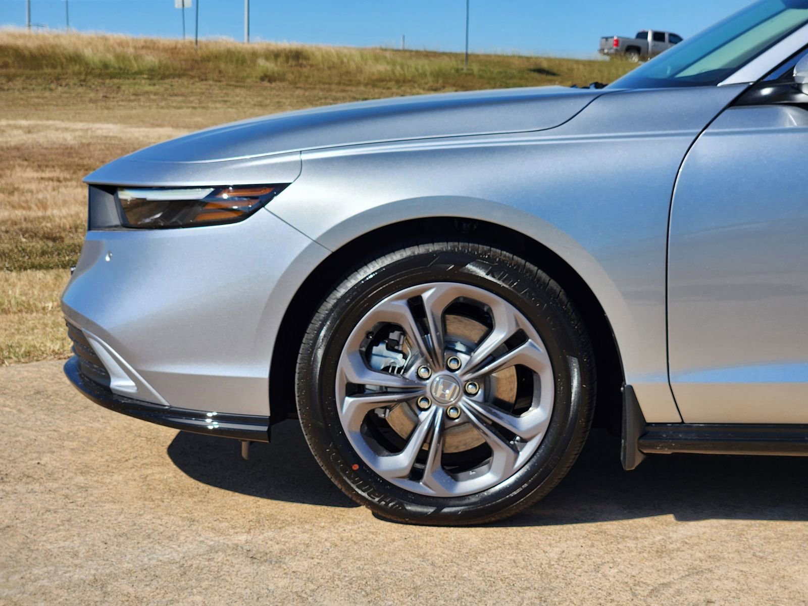 New 2025 Honda Accord EX-L image 10