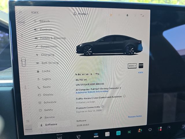 Used 2022 Tesla Model S AWD/4WD image 17