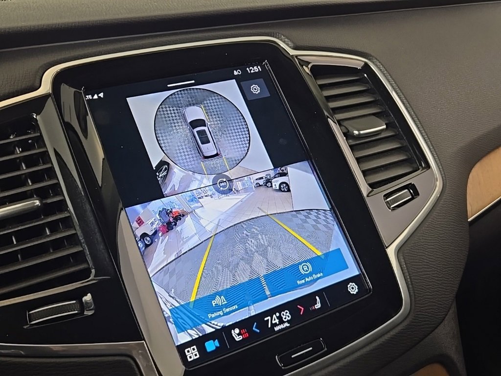 Certified 2024 Volvo XC90 B6 Plus w/ Protection Package image 29