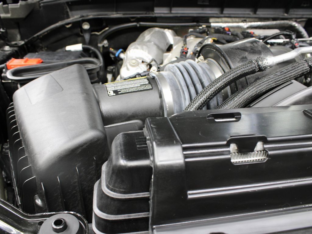 Used 2024 GMC Sierra 2500 AT4 image 31