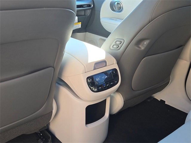 New 2026 Hyundai Ioniq 9 SEL image 12