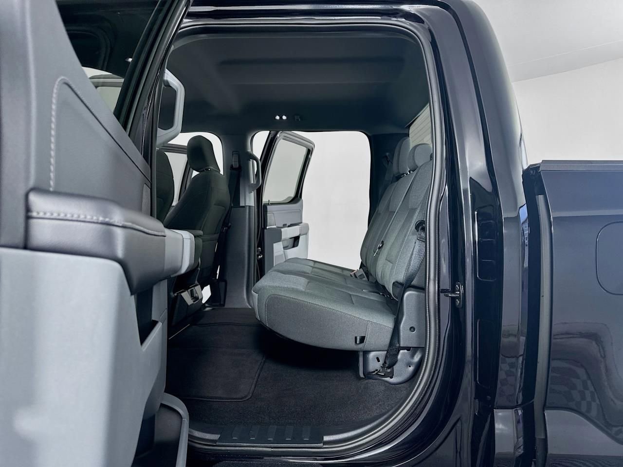 Used 2025 Ford F150 XLT w/ Equipment Group 301A Standard image 30