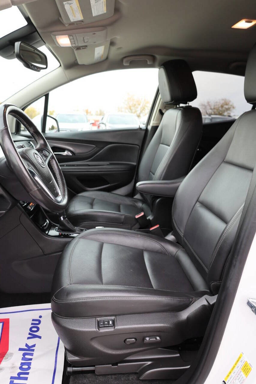 Used 2019 Buick Encore Essence image 13
