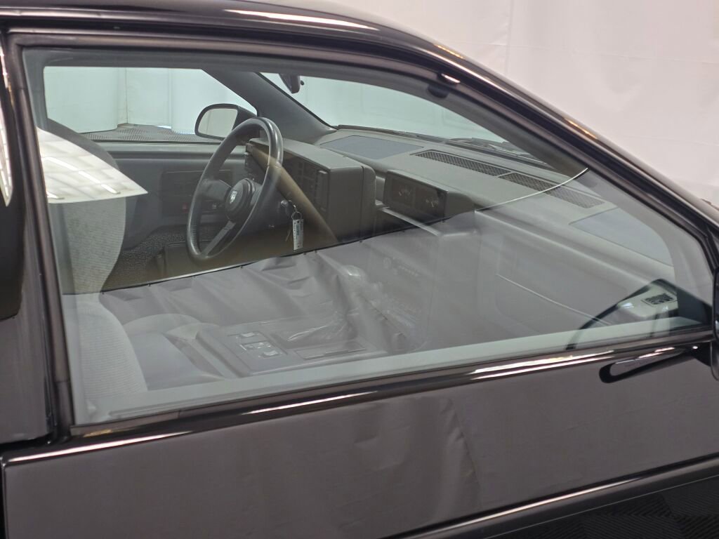 Used 1988 Pontiac Fiero GT image 29
