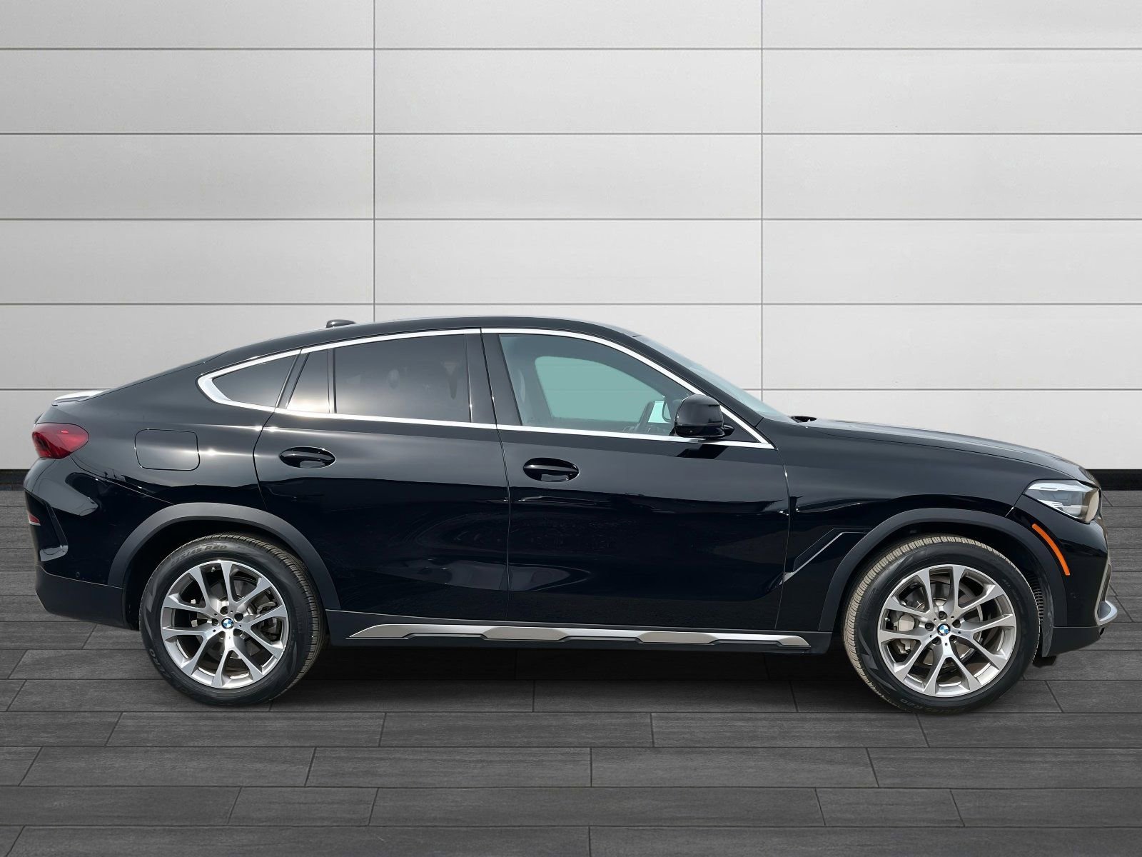 Used 2022 BMW X6 xDrive40i image 2