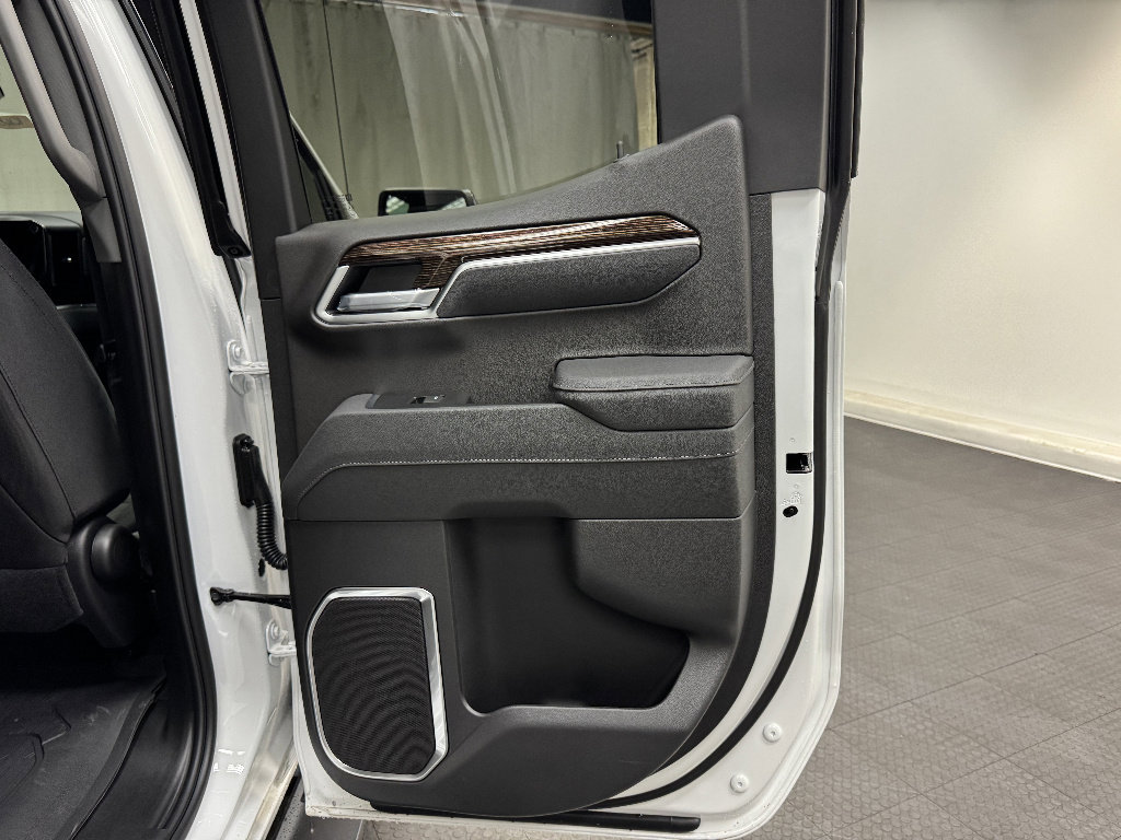 New 2026 GMC Sierra 1500 SLE w/ LPO, GMC Protection Package image 14