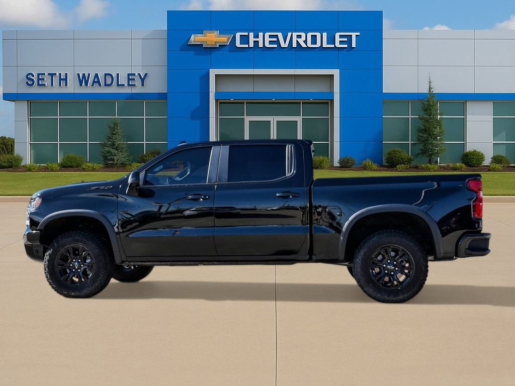 Used 2024 Chevrolet Silverado 1500 ZR2 w/ Technology Package image 4
