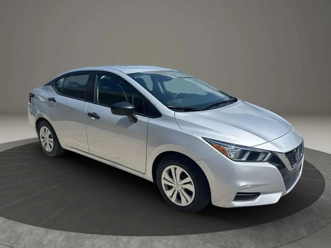 Used 2020 Nissan Versa S FWD image 7